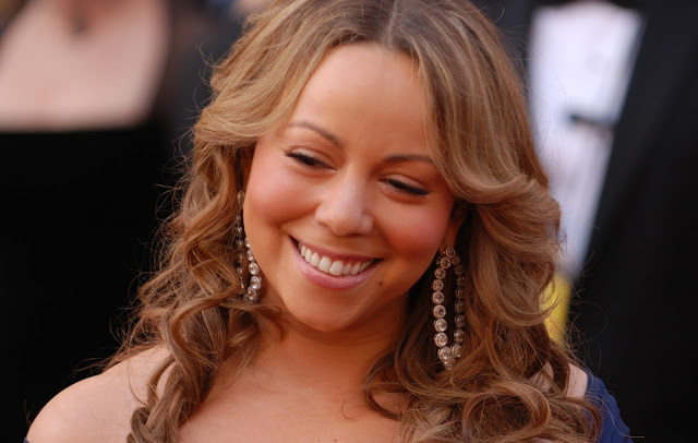 Mariah Carey’s BIZARRE appearance on Jamie Foxx show will have you scratching your head