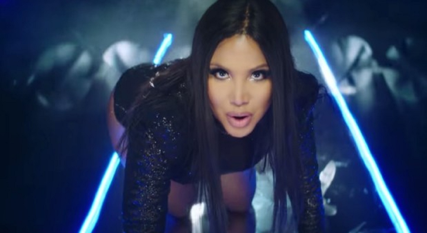 Watch Toni Braxton Absolutely Nails Her Performance Of