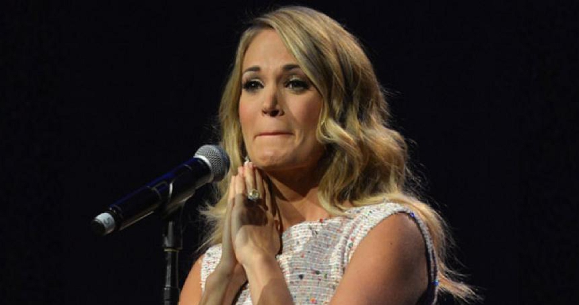 Carrie Underwood Reveals She Suffered 3 Miscarriages in the Last Two Years!