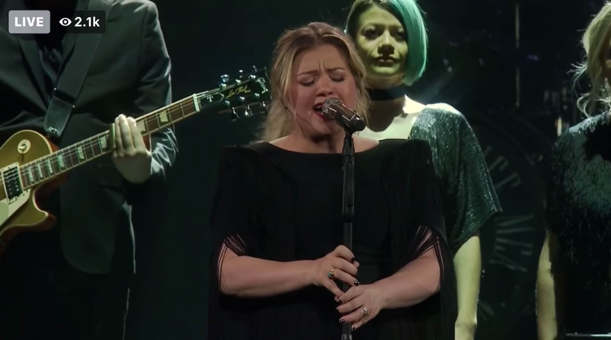 Watch: Kelly Clarkson Soars With her Stellar Rendition of Lady Gaga’s ‘Shallow’