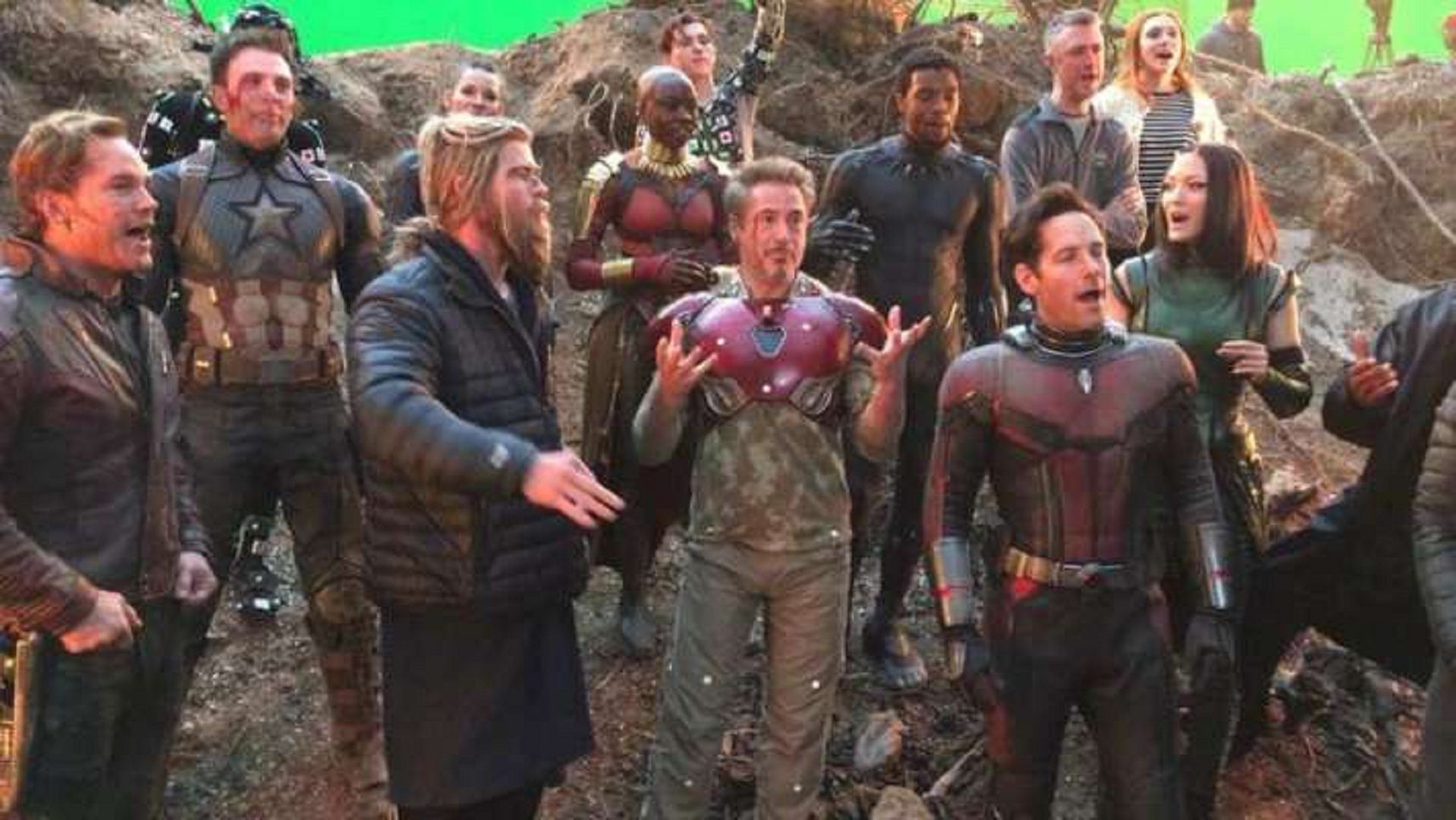 After Lift on Spoiler Ban, Avengers Cast Shares Behind-The-Scenes Shots From Endgame Sets!