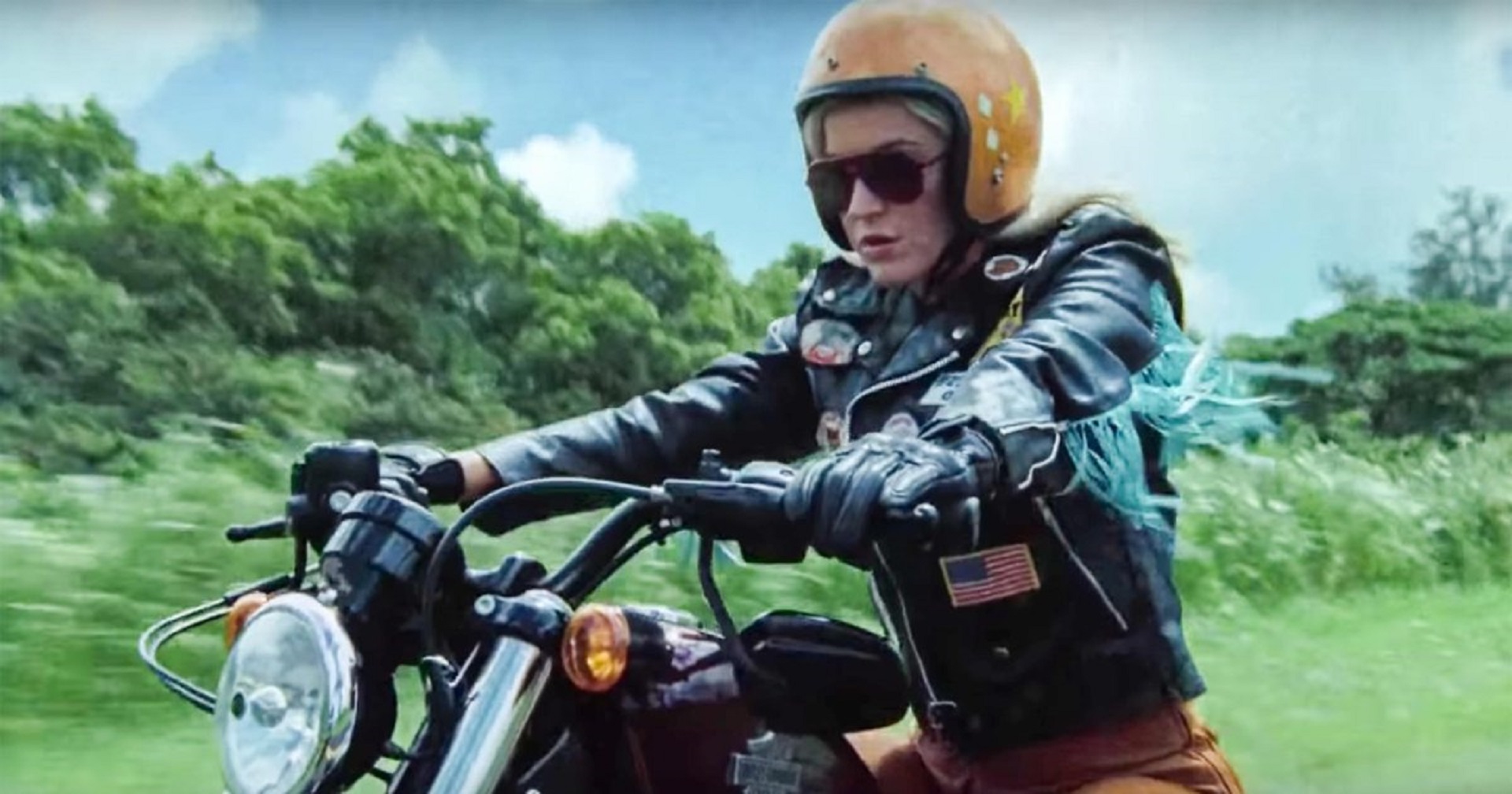 Watch: Music Video for Katy Perry’s New Song – ‘Harleys in Hawaii’
