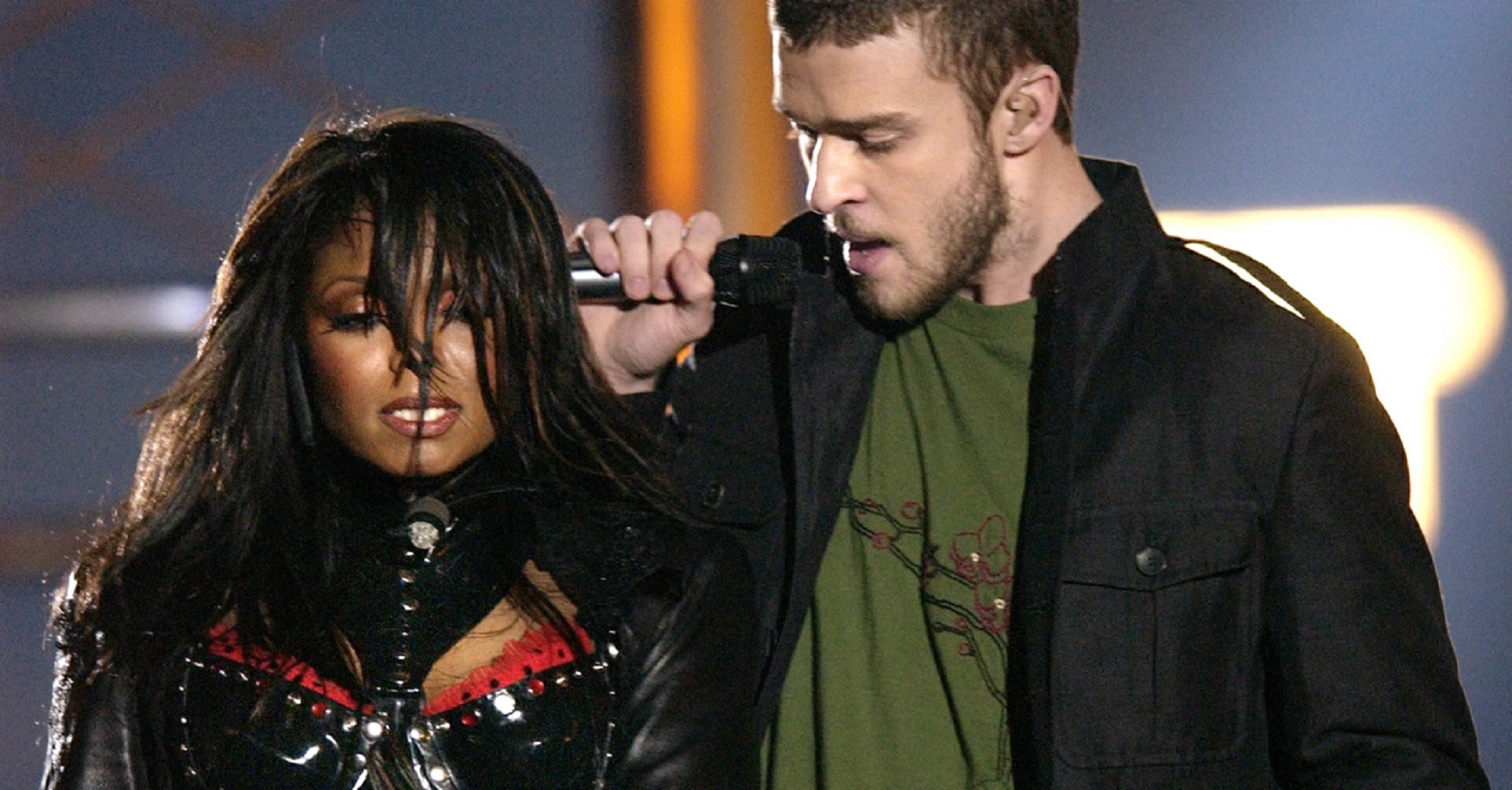 Janet Jackson Super Bowl Controversy To Be Re-Evaluated In New Explosive Documentary!
